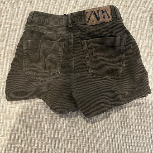 Skort - Picture 3 of 3